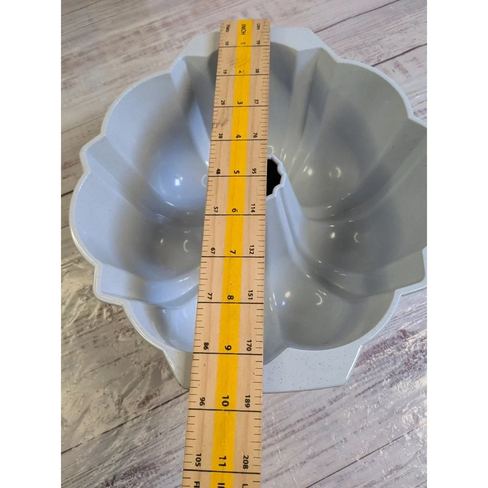 Nordic Ware Bundt Tube Pan 9 inch, 9 cup Gray Microwave Safe Made USA
